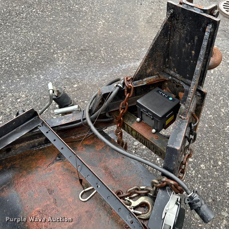 image for item EV4067 2001 Ringo utility trailer