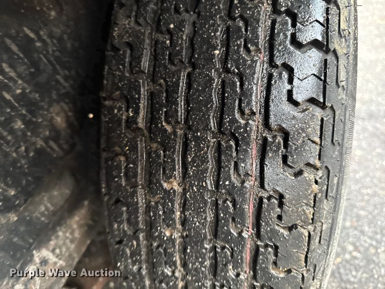 image for item EV4067 2001 Ringo utility trailer