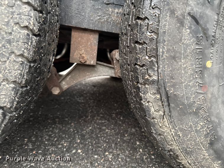 image for item EV4067 2001 Ringo utility trailer