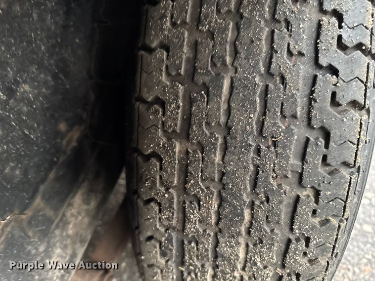 image for item EV4067 2001 Ringo utility trailer