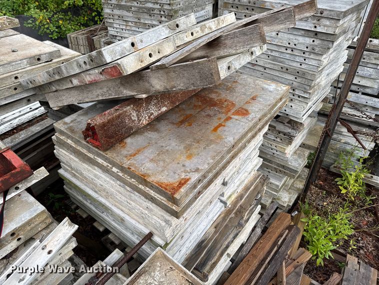 image for item EV4068 Concrete equipment