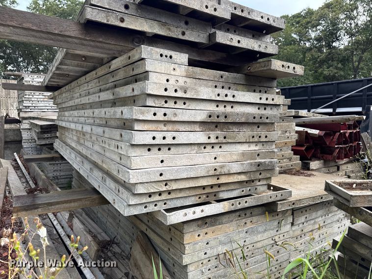 image for item EV4068 Concrete equipment