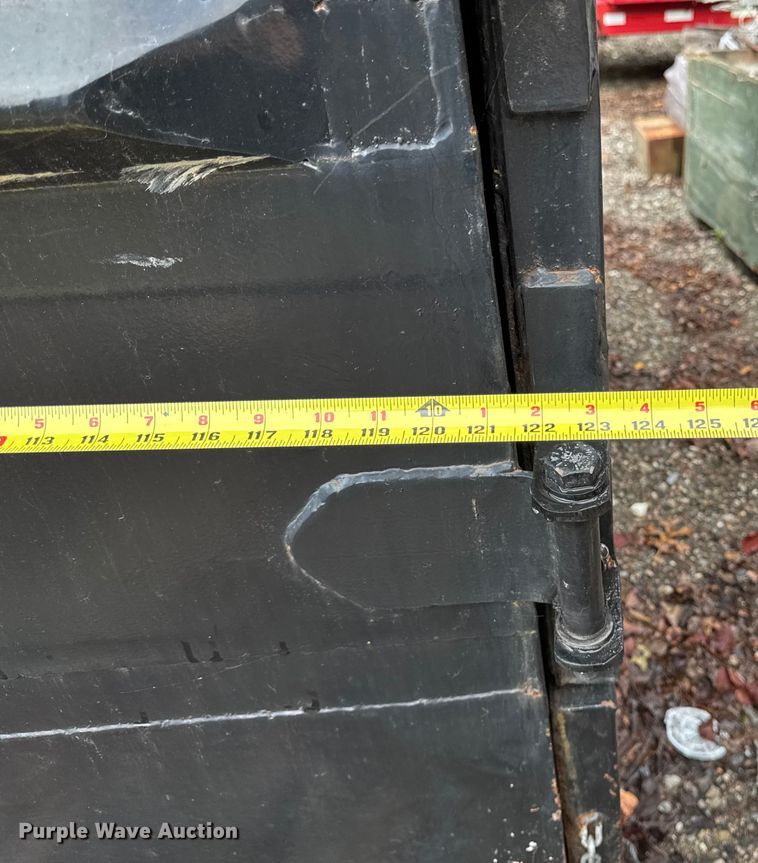 image for item EV4069 Hook lift chip bed