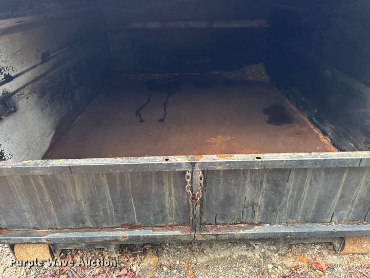 image for item EV4069 Hook lift chip bed