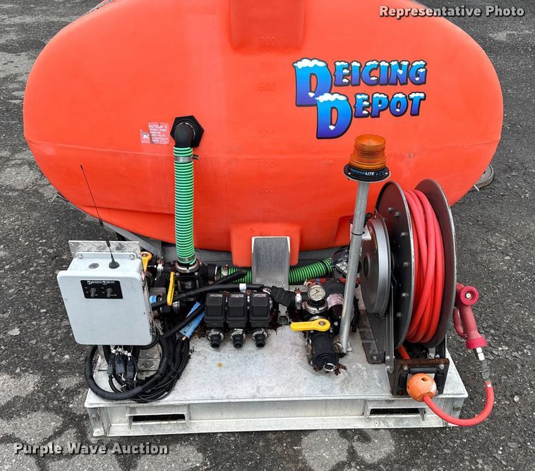 image for item EV4073 Deicing depot deicing skid