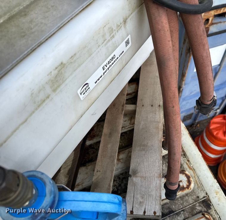 image for item EV4080 Deicing Depot deicer tank 