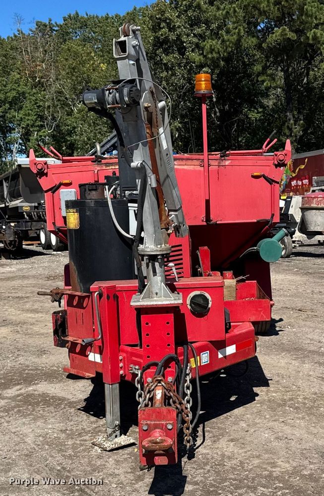 image for item EV4082 2017 Falcon 6T Dump 2 Burner pothole patcher