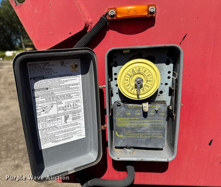 image for item EV4082 2017 Falcon 6T Dump 2 Burner pothole patcher