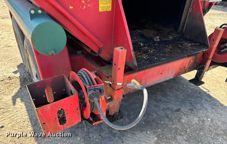 image for item EV4082 2017 Falcon 6T Dump 2 Burner pothole patcher