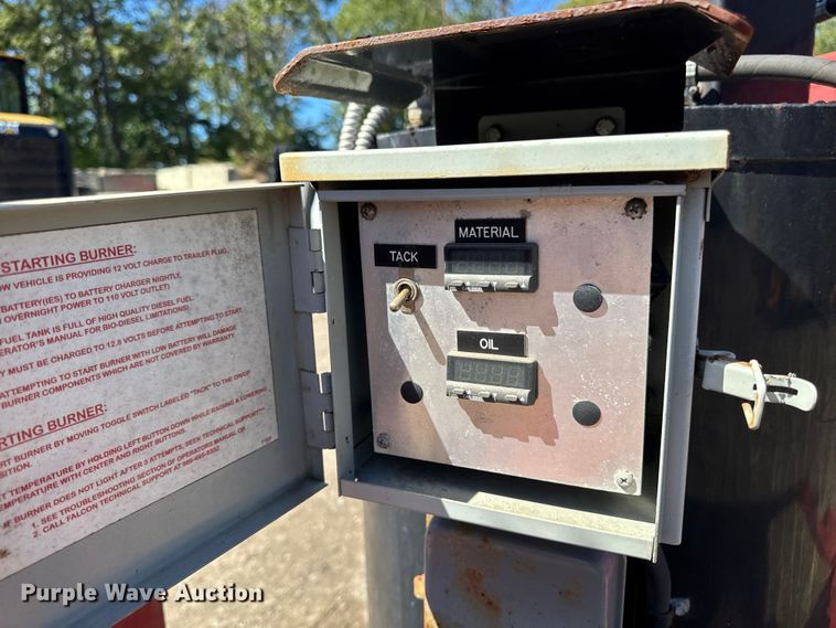 image for item EV4082 2017 Falcon 6T Dump 2 Burner pothole patcher