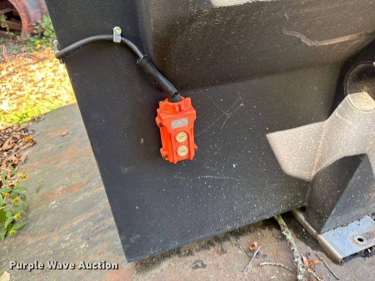 image for item EV4087 Hook lift flatbed 