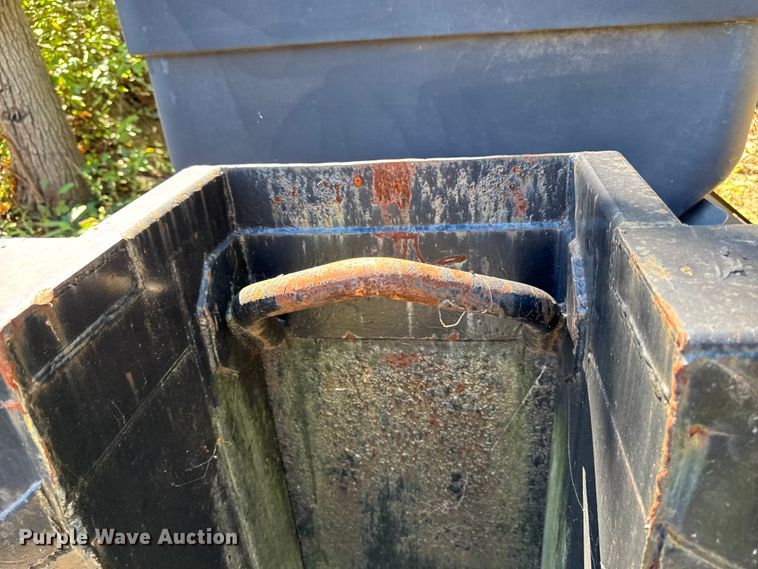 image for item EV4087 Hook lift flatbed 