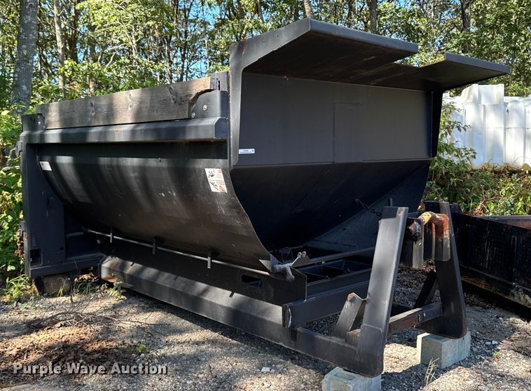 image for item EV4088 Hook lift bed