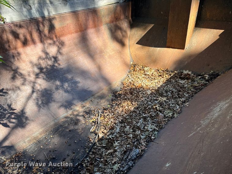 image for item EV4088 Hook lift bed