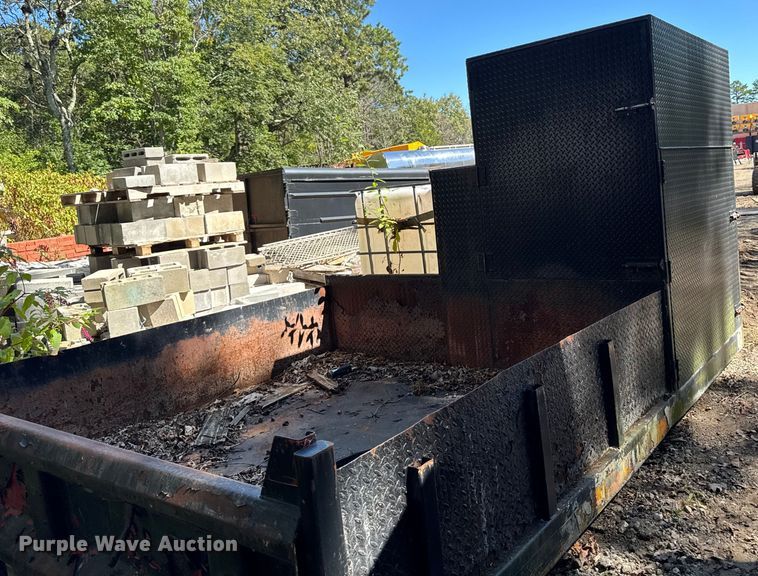 image for item EV4089 Hook lift utility bed