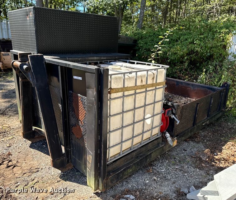 image for item EV4089 Hook lift utility bed