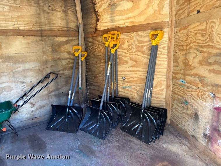 image for item EV4090 2016 Quality cargo 8.5x34TA3 enclosed cargo trailer