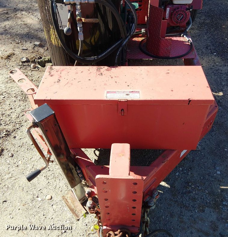 image for item EV4091 Falcon pothole patcher