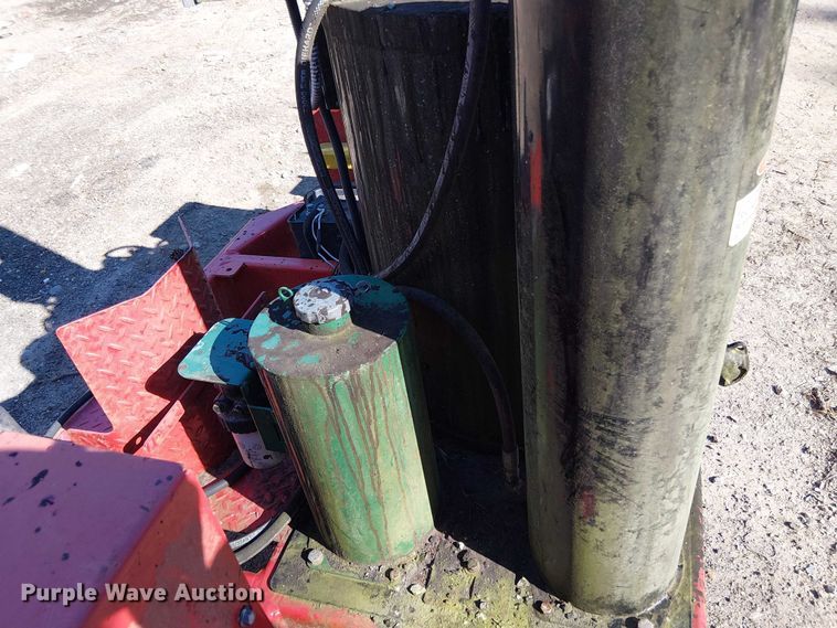 image for item EV4091 Falcon pothole patcher