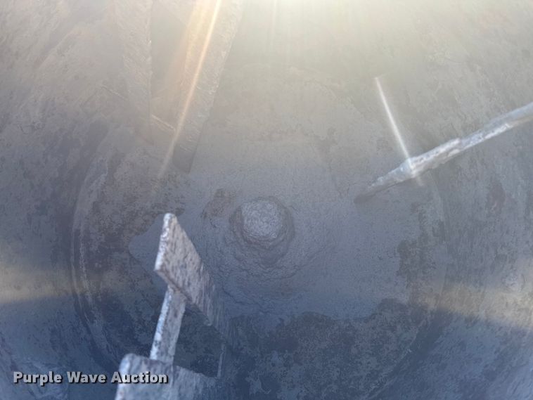 image for item EV4092 Stone 95cm concrete mixer