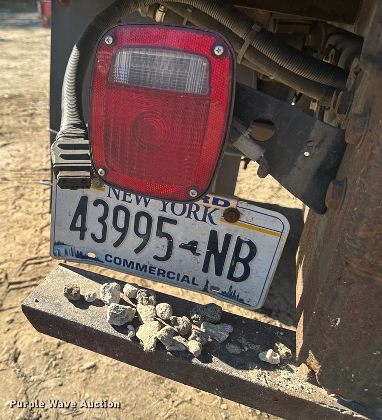 image for item EV4093 2021 Ford F600 dump truck