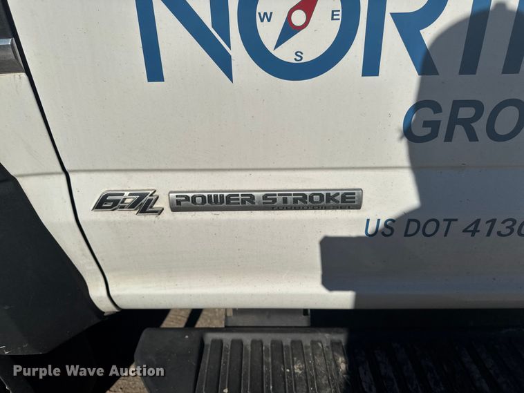 image for item EV4093 2021 Ford F600 dump truck