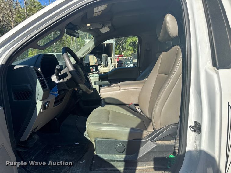 image for item EV4093 2021 Ford F600 dump truck