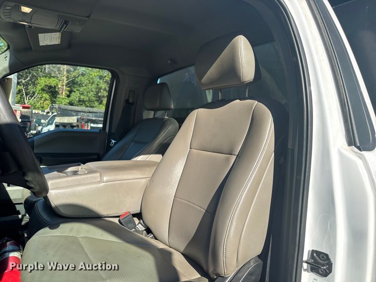 image for item EV4093 2021 Ford F600 dump truck