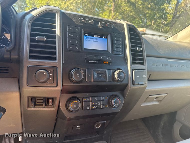 image for item EV4093 2021 Ford F600 dump truck