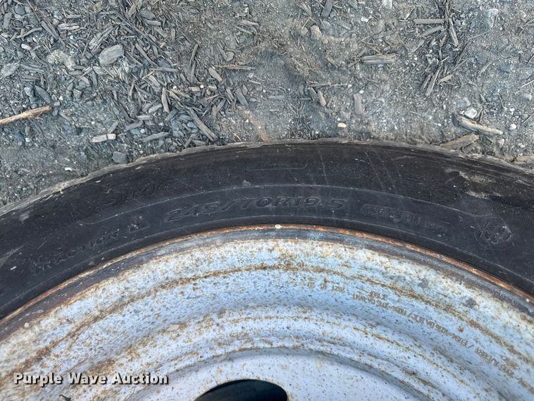 image for item EV4093 2021 Ford F600 dump truck