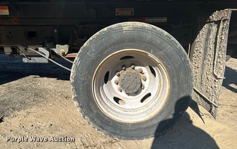 image for item EV4093 2021 Ford F600 dump truck