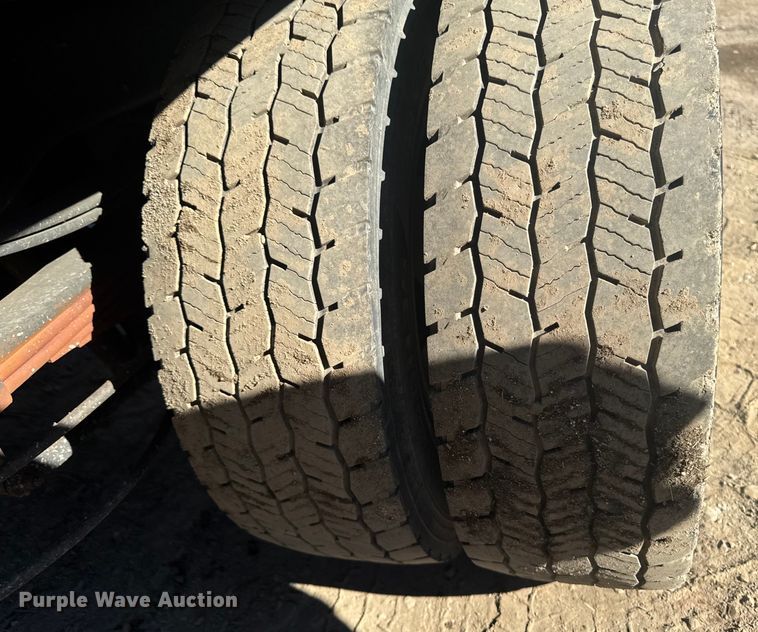 image for item EV4093 2021 Ford F600 dump truck