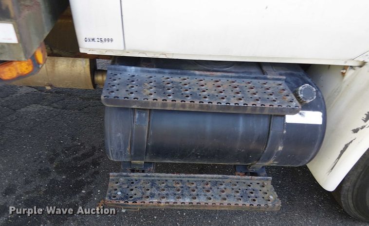 image for item EV4095 2004 International 4300 flatbed truck with crash attenuator