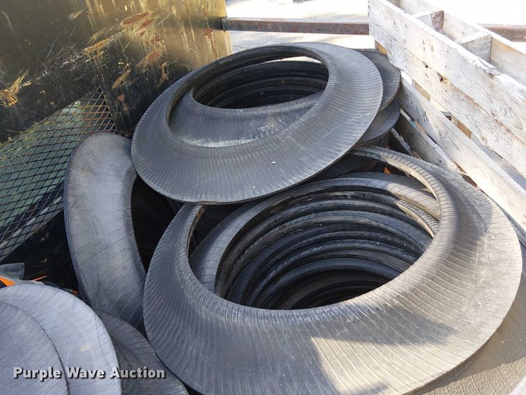 image for item EV4095 2004 International 4300 flatbed truck with crash attenuator