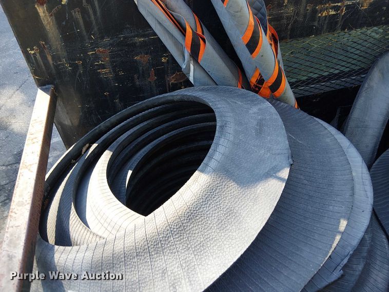 image for item EV4095 2004 International 4300 flatbed truck with crash attenuator