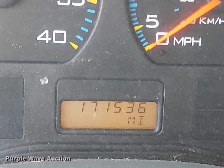 image for item EV4095 2004 International 4300 flatbed truck with crash attenuator