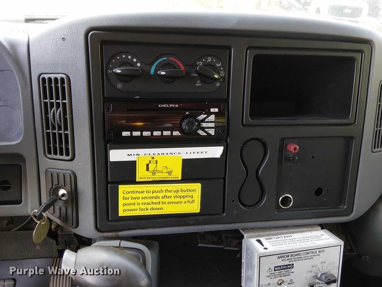 image for item EV4095 2004 International 4300 flatbed truck with crash attenuator
