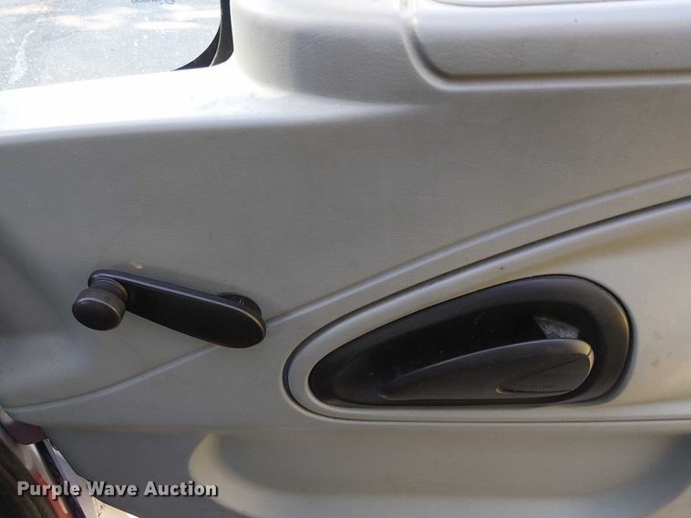 image for item EV4095 2004 International 4300 flatbed truck with crash attenuator