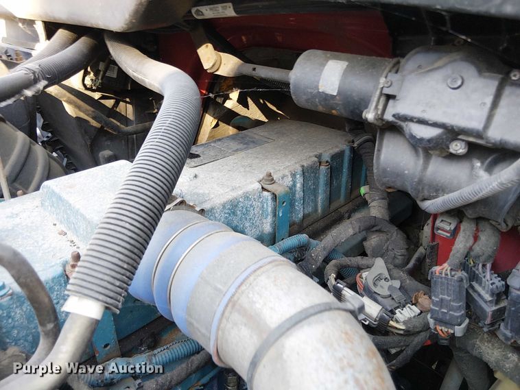 image for item EV4095 2004 International 4300 flatbed truck with crash attenuator