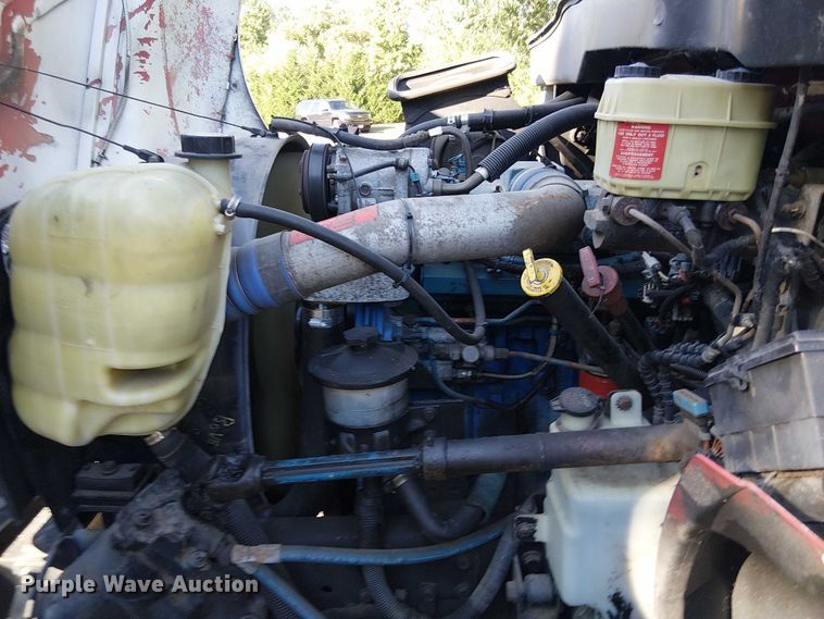 image for item EV4095 2004 International 4300 flatbed truck with crash attenuator