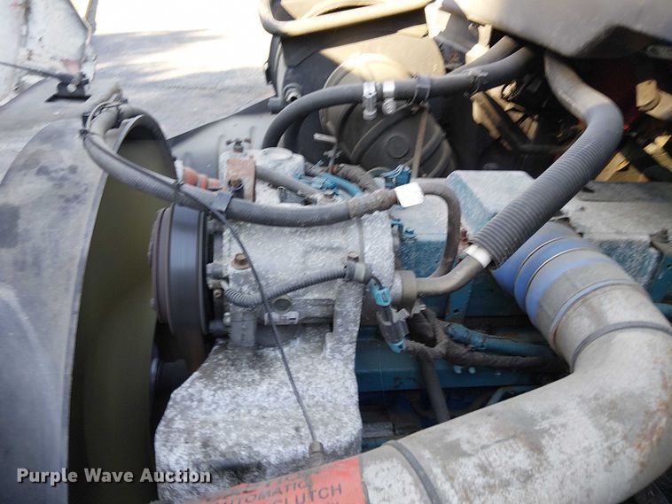 image for item EV4095 2004 International 4300 flatbed truck with crash attenuator