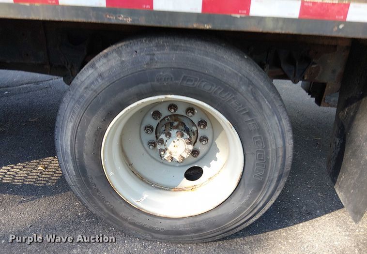 image for item EV4095 2004 International 4300 flatbed truck with crash attenuator