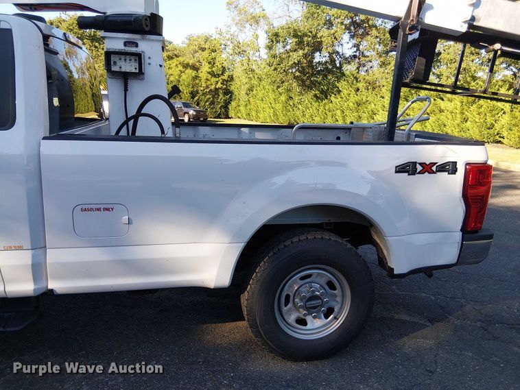 image for item EV4096 2022 Ford F350 Super Duty XL bucket truck