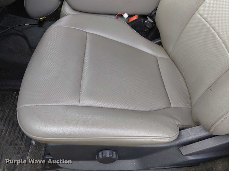 image for item EV4096 2022 Ford F350 Super Duty XL bucket truck