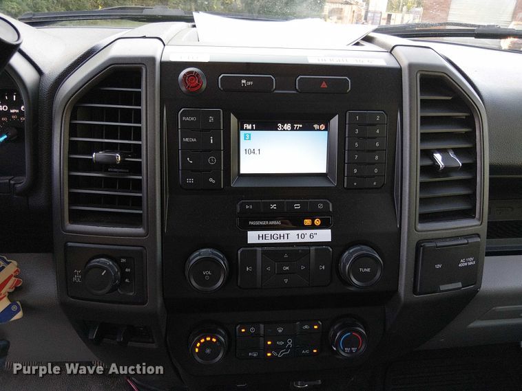 image for item EV4096 2022 Ford F350 Super Duty XL bucket truck