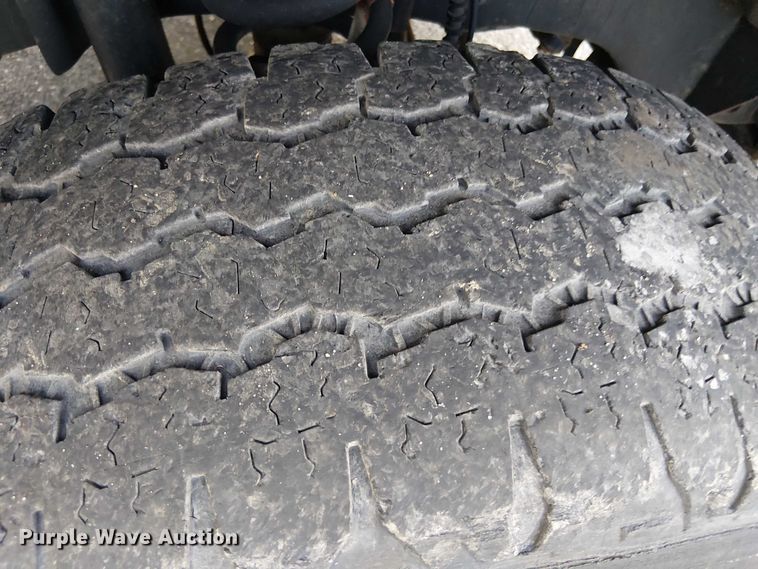 image for item EV4096 2022 Ford F350 Super Duty XL bucket truck