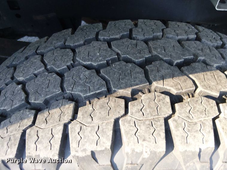 image for item EV4096 2022 Ford F350 Super Duty XL bucket truck