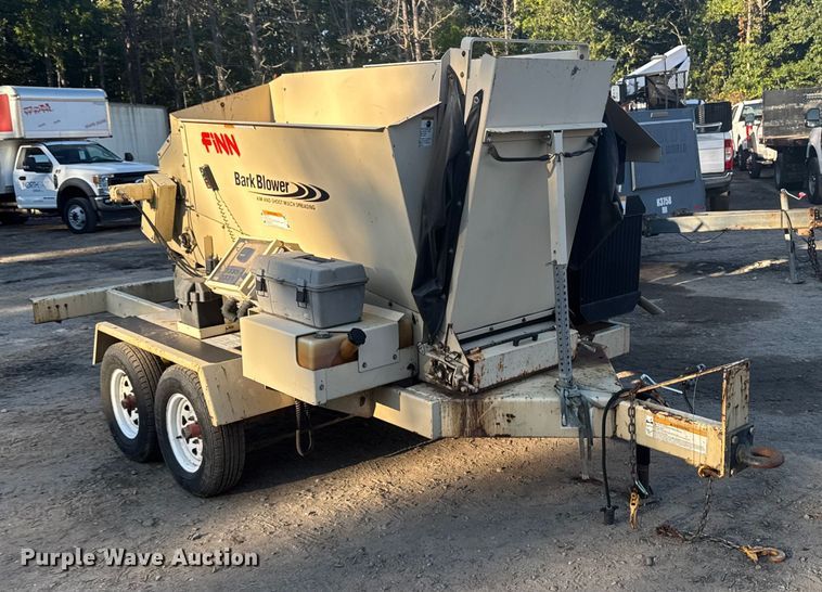 image for item EV4097 2016 Finn BB302-21 wood chipper