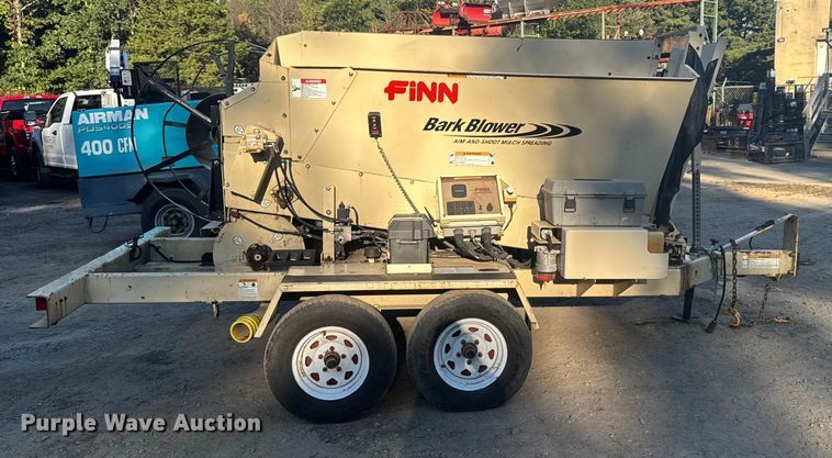 image for item EV4097 2016 Finn BB302-21 wood chipper