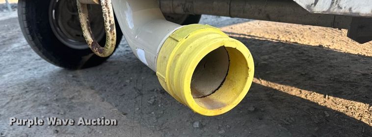 image for item EV4097 2016 Finn BB302-21 wood chipper